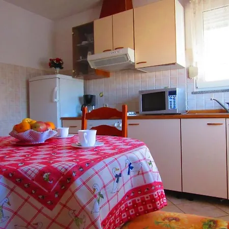 Daire House 633-3 633-4 *