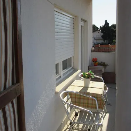 Daire House 633-3 633-4 *
