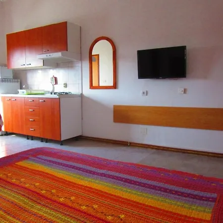 House 633-3 633-4 Apartment