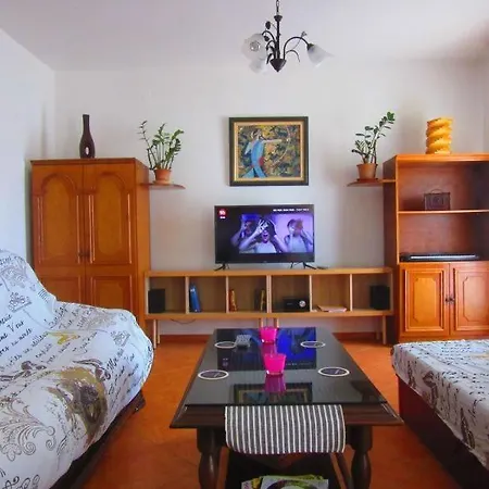 House 633-3 633-4 Пула