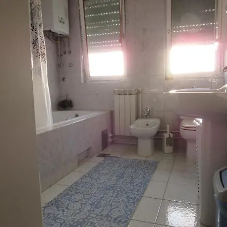 House 633-3 633-4